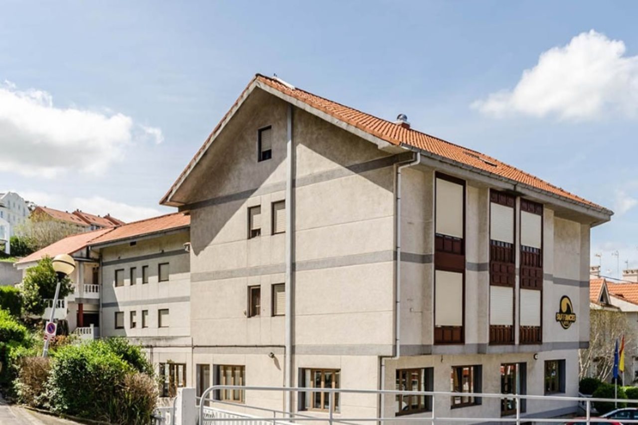 Hotel Surfances in Suances, Spain