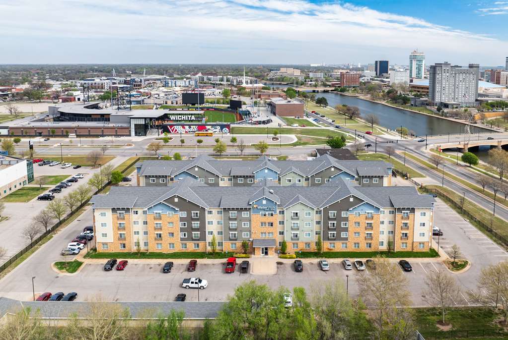 WaterWalk Extended Stay by Wyndham Wichita - photo 2