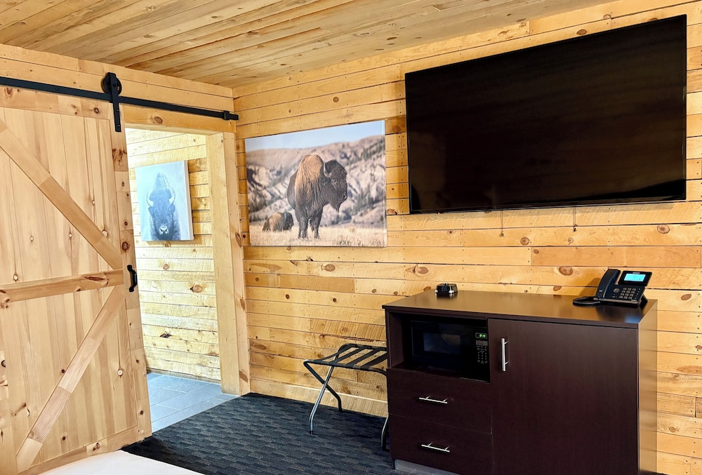 Americas Best Value Inn Wall - photo 57