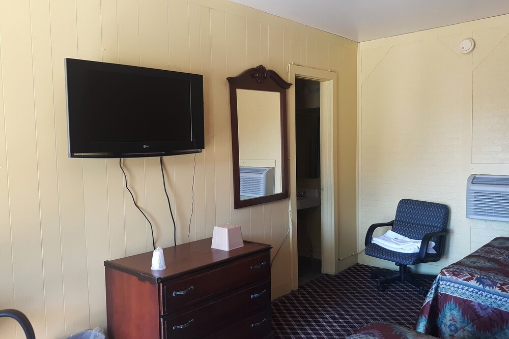 OYO Hotel Brookhaven MS Hwy 51 North - photo 13
