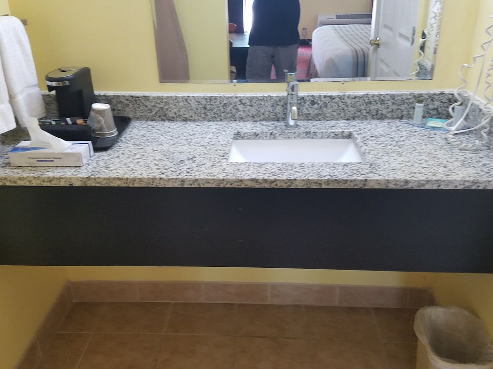 Meriwether Country Inn - photo 23