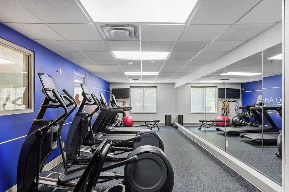 Holiday Inn Express & Suites Maumelle Little Rock NW by IHG - photo 37