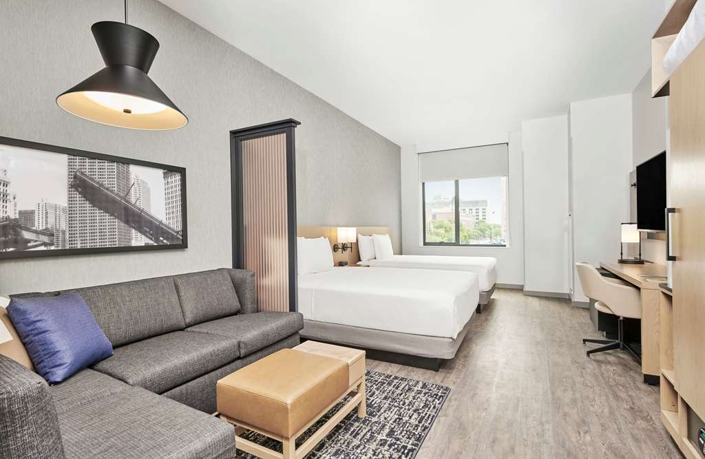 Hyatt House Chicago Medical University District - photo 26