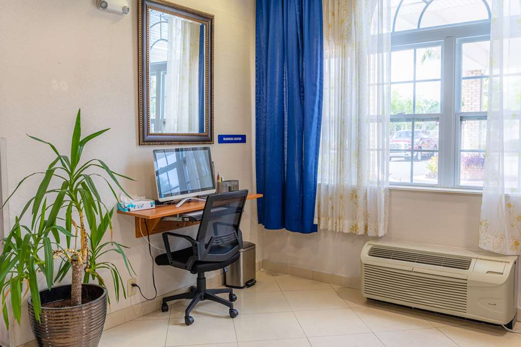 Microtel Inn & Suites by Wyndham Kingsland Naval Base I 95 - photo 19