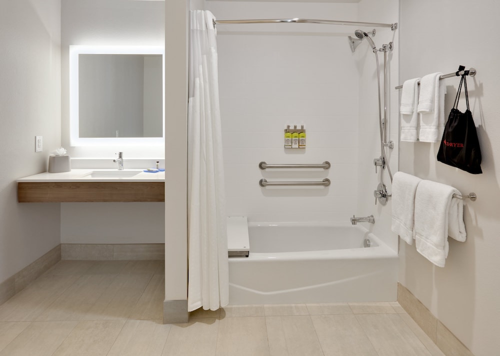 Holiday Inn Express & Suites Fort Worth North Northlake by IHG - photo 11