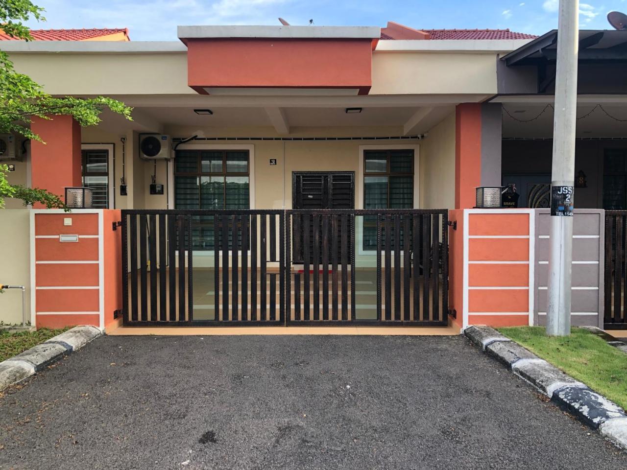 SetiaStayz Kluang — 4-Star Luxury Hotel in Kluang, Malaysia