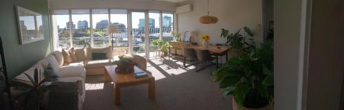 City Apartment with a View — 4-Star Luxury Hotel in Hamilton, New Zealand