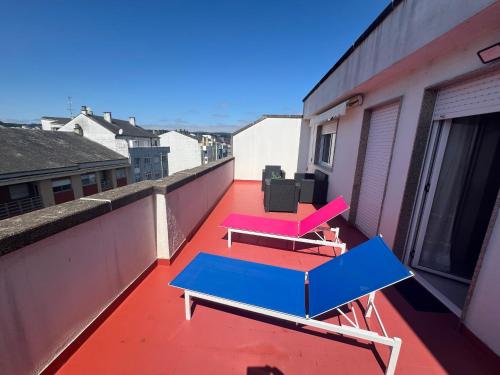 Atico Calvo Sotelo 217 in Sarria, Spain