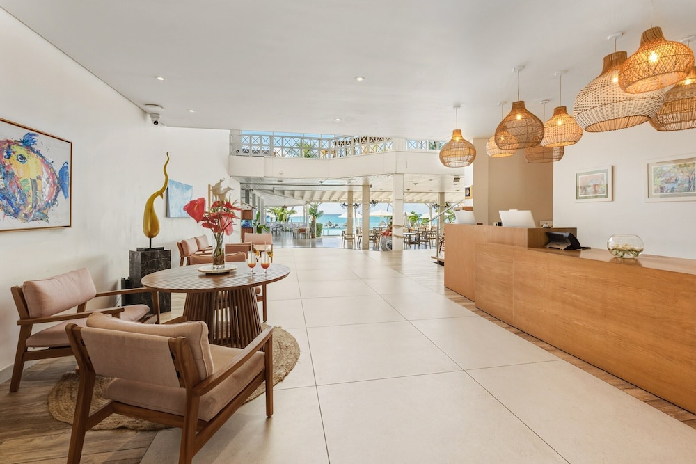 Coral Azur Beach Resort — Triolet — photo 4
