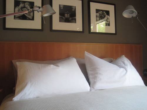 Rundles Morris House Stratford — 4-Star Luxury Hotel in Stratford, Canada