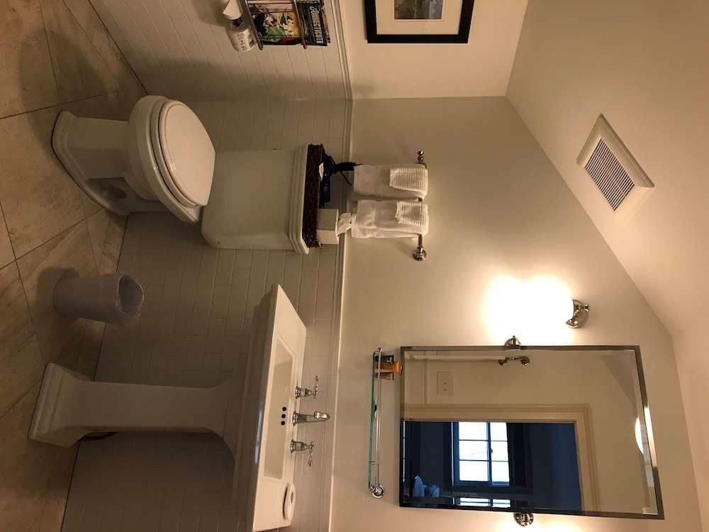 Old Lyme Inn - photo 20