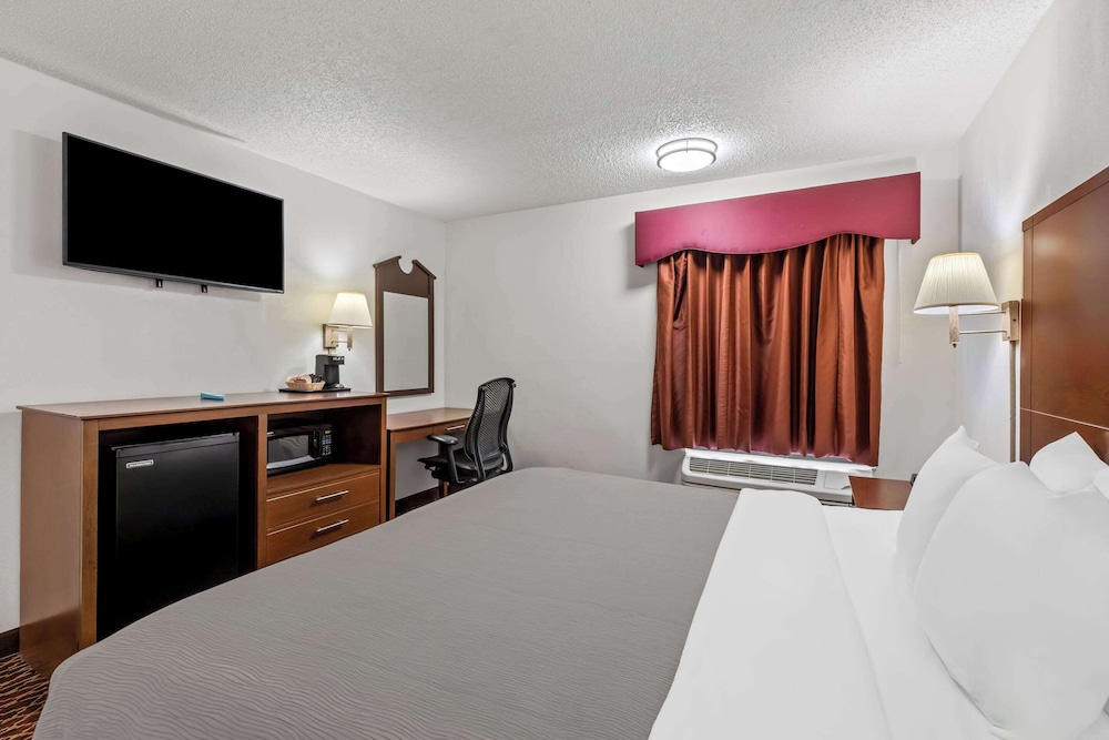 Quality Inn Marietta near Dobbins ARB - photo 27