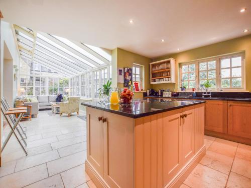 Barebones Farm - carbon neutral hotel in Winchcombe