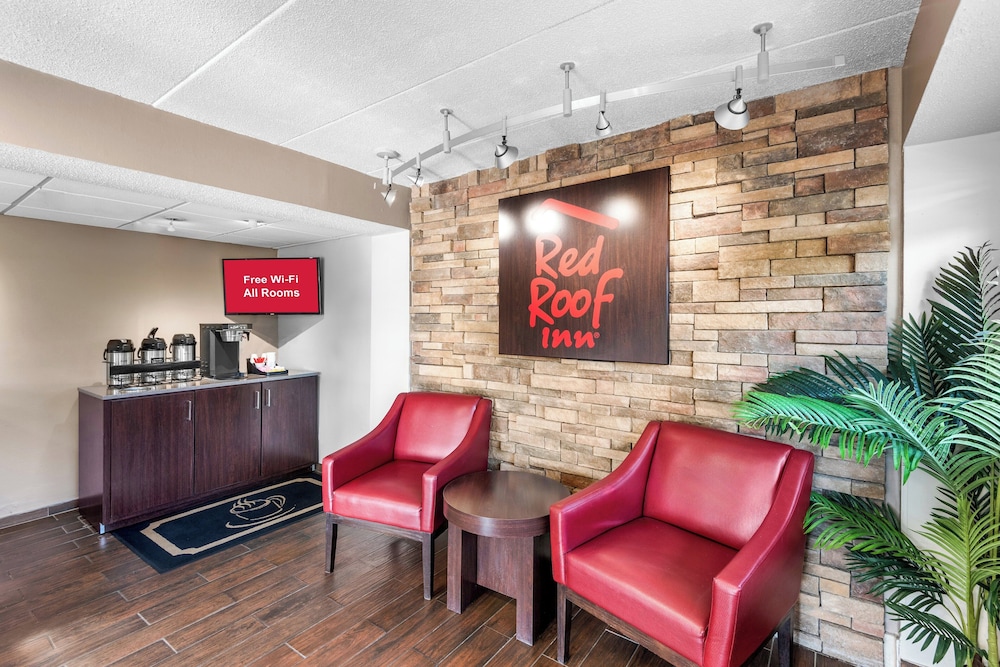 Red Roof Inn Indianapolis North College Park - photo 6