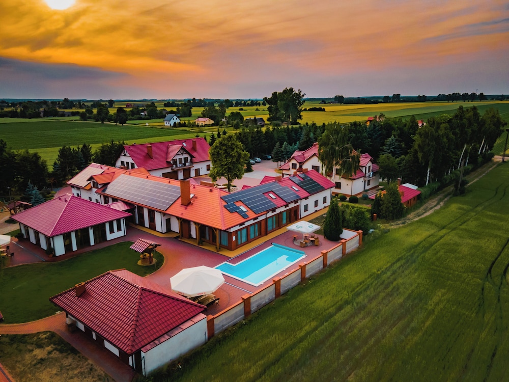 Ośrodek Agroturystyczny Zacisze — hotel in Ostrowite