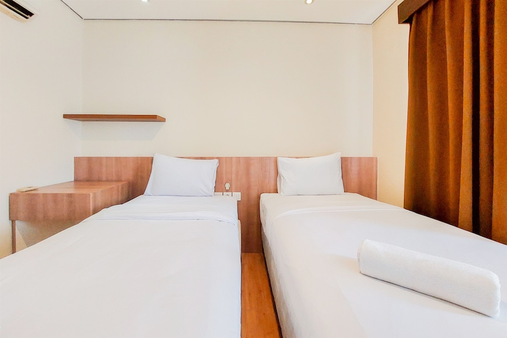 Best Homey And Nice Studio At Great Western Resort Apartment in Tangerang, Indonesia