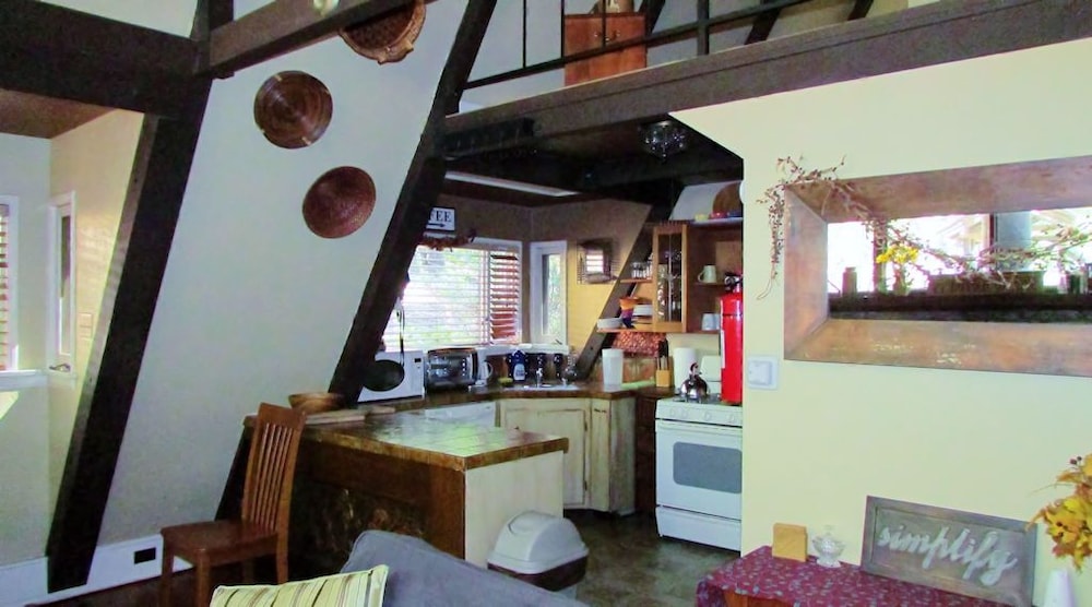 Always Inn Idyllwild Vacation Cottages - photo 10
