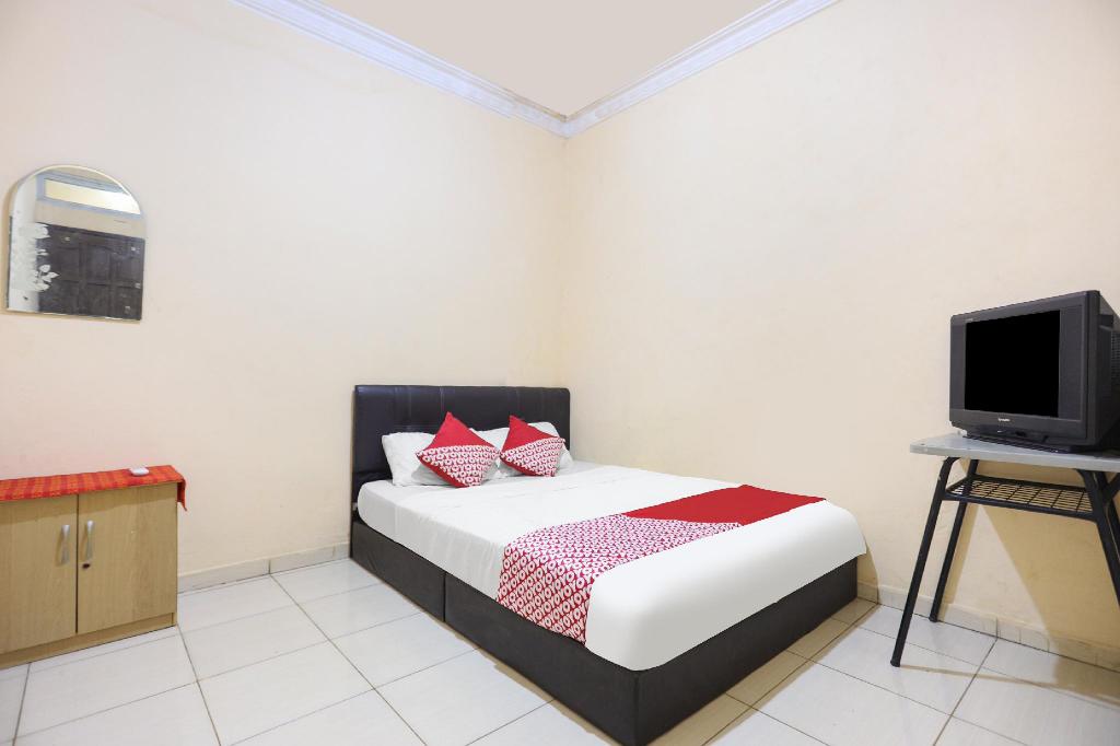 Spot On 91885 Wisma Heksa — Batam