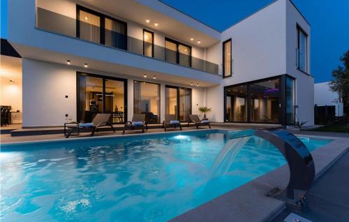Villa Tonka — 4-Star Luxury Hotel in Tar, Croatia