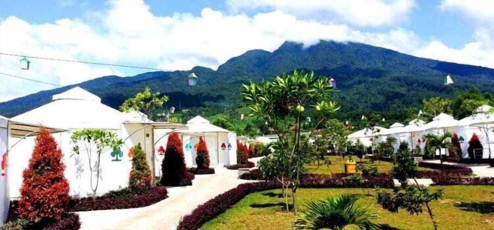 The Highland Park Resort Hotel Bogor — hotel in Bogor