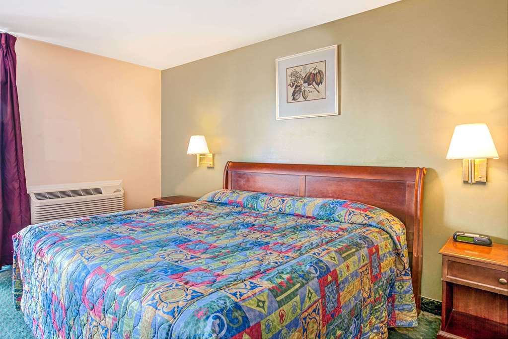 Knights Inn South Hackensack - photo 9