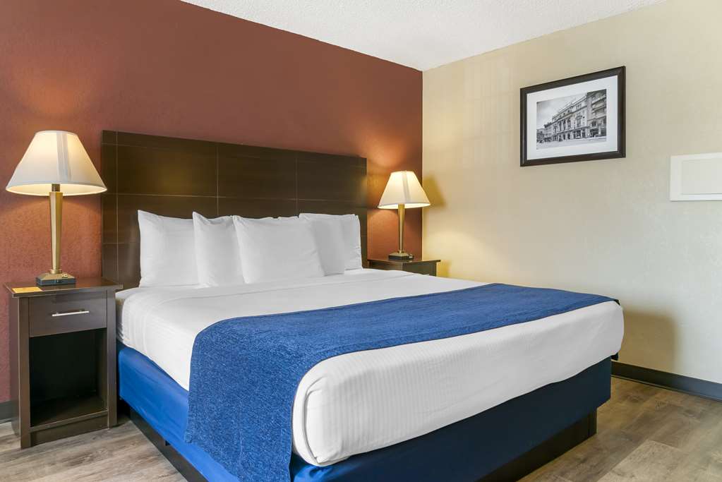 Best Western Greenfield Inn - photo 31