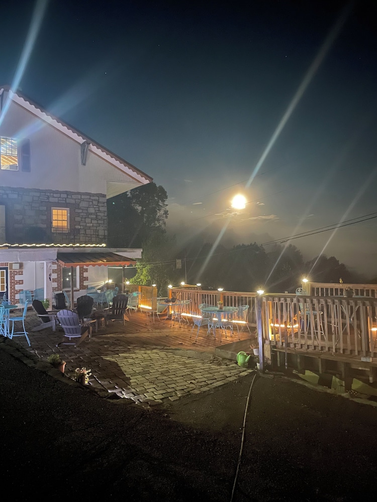 Skyline Village Inn - photo 63