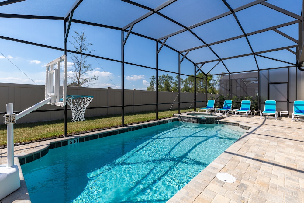 Solara Resort Luxury 9 Bedroom Homes - photo 3