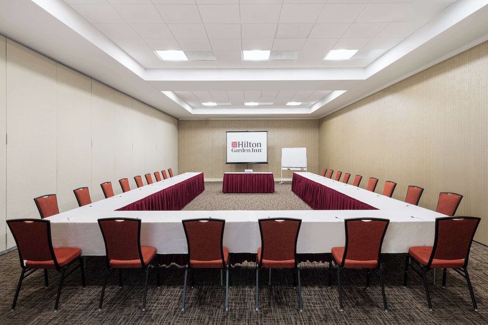 Hilton Garden Inn St. Charles - photo 47