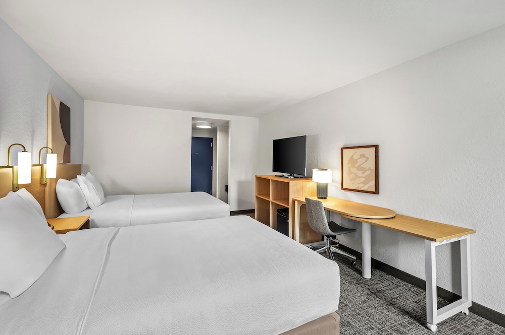 Spark by Hilton Alpharetta Roswell - photo 10