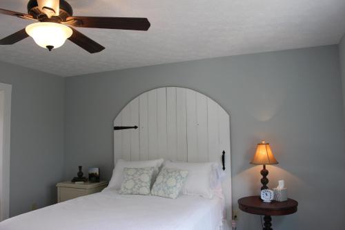 Vineyard Woods — hotel in Geneva