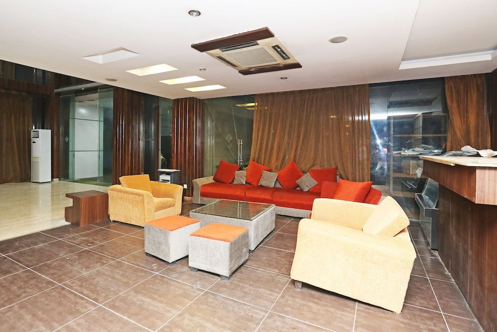 Rv Homes by OYO Rooms