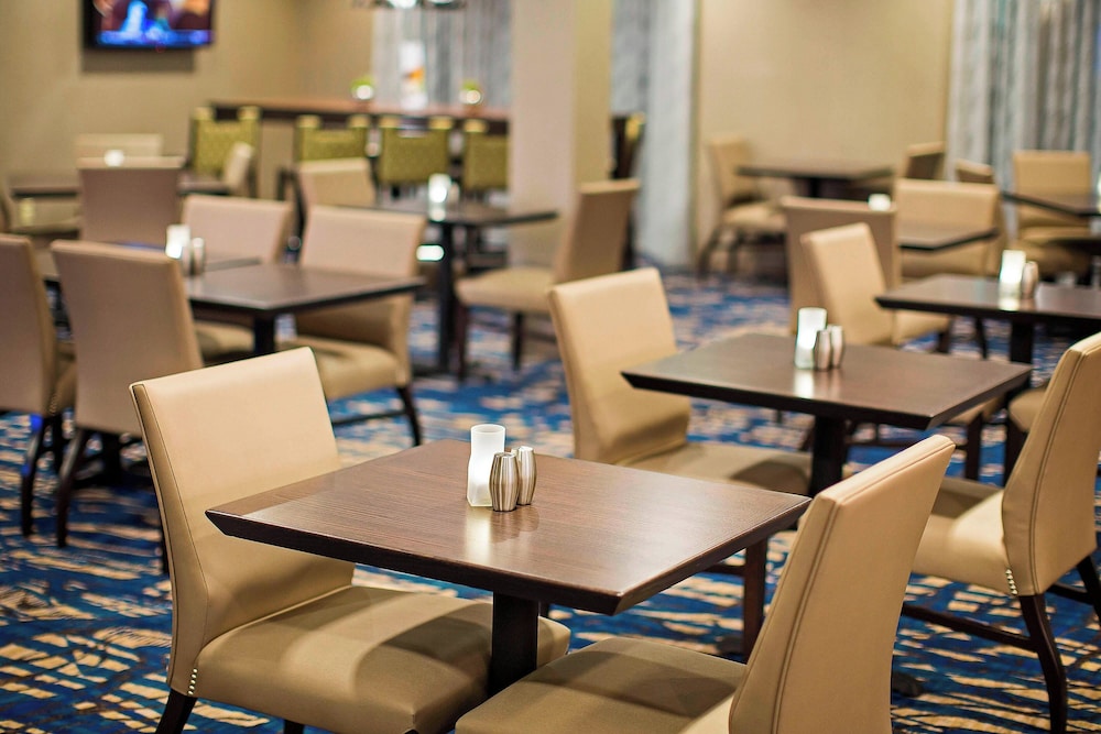 Courtyard by Marriott North Seattle Lynnwood - photo 25
