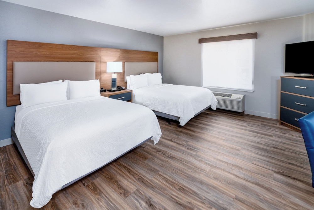 Candlewood Suites Denver Northeast Brighton by IHG - photo 15
