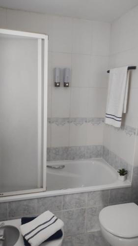 Primera Linea de Playa en PeA iscola — 4-Star Luxury Hotel in Peniscola, Spain