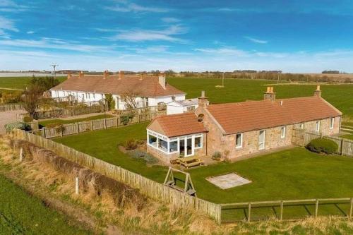 Meggie Allans - carbon neutral hotel in Crail