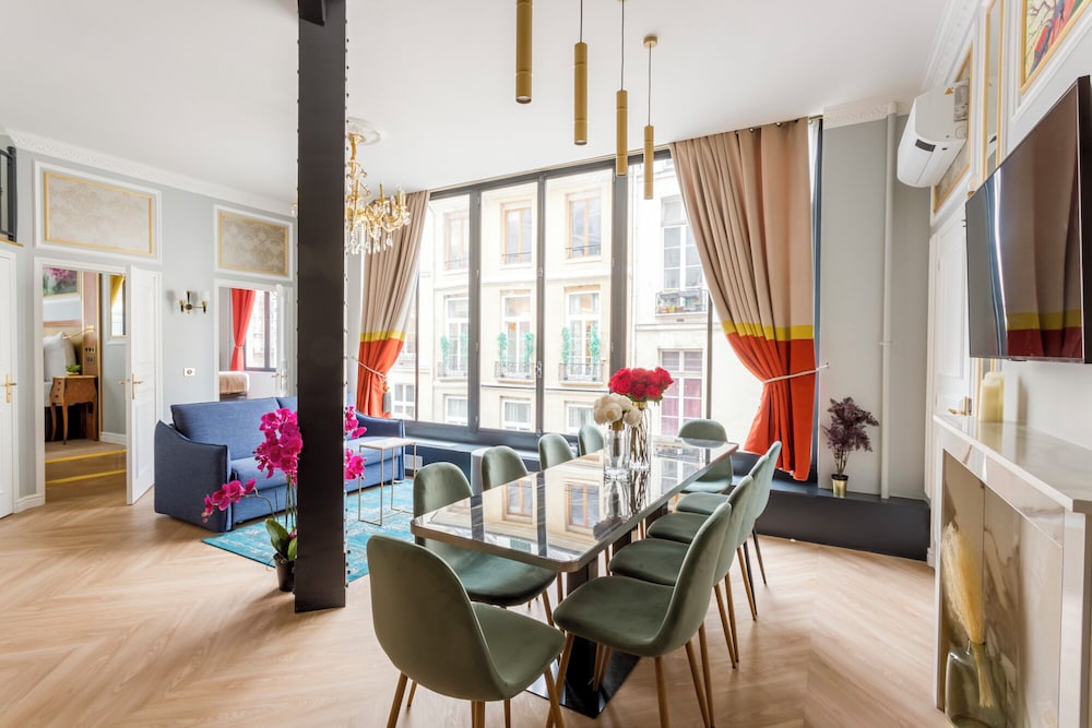 Merveil Luxury Suites Reaumur I II — 4-Star Luxury Hotel in Paris, France
