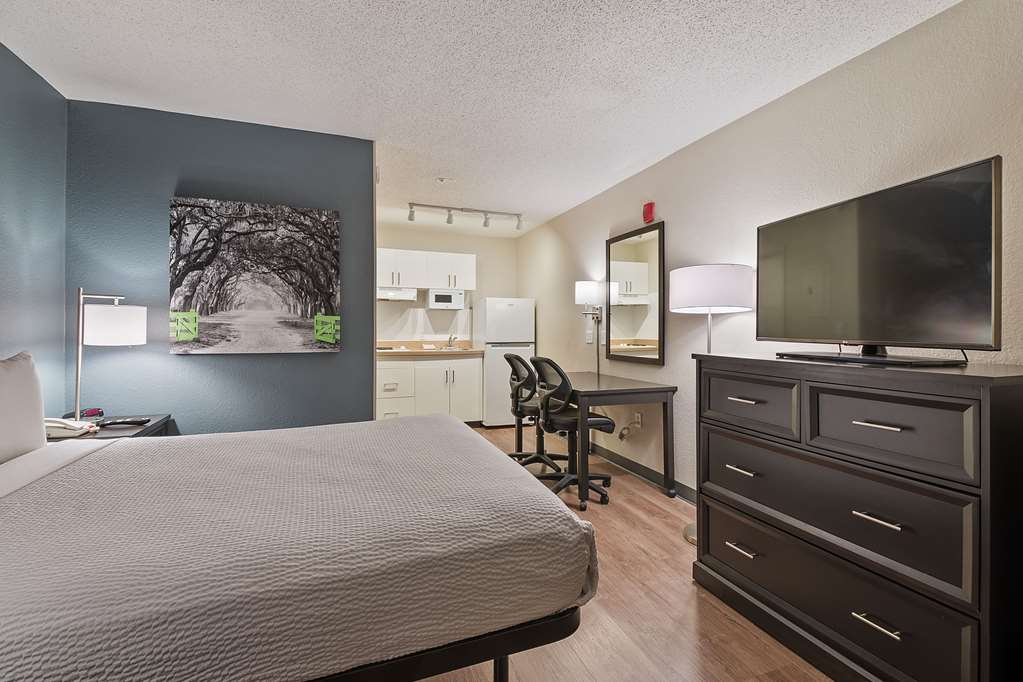 Extended Stay America Suites Miami Airport Blue Lagoon - photo 13