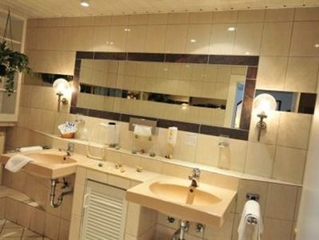 Hotel Hahnenkamp — Bad Oeynhausen — photo 4