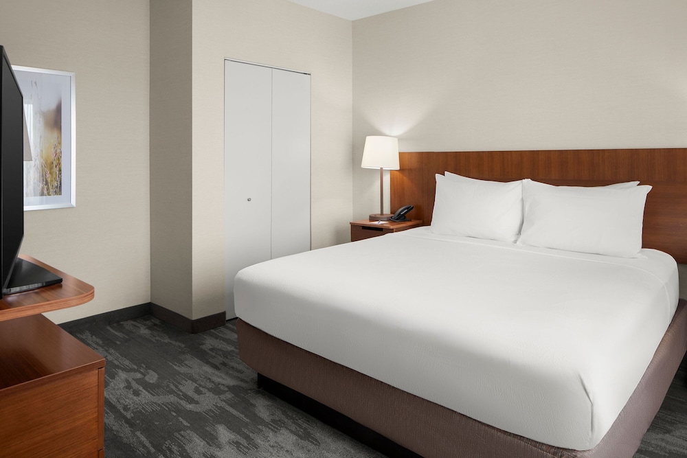 Fairfield Inn & Suites by Marriott Columbus OSU - photo 7