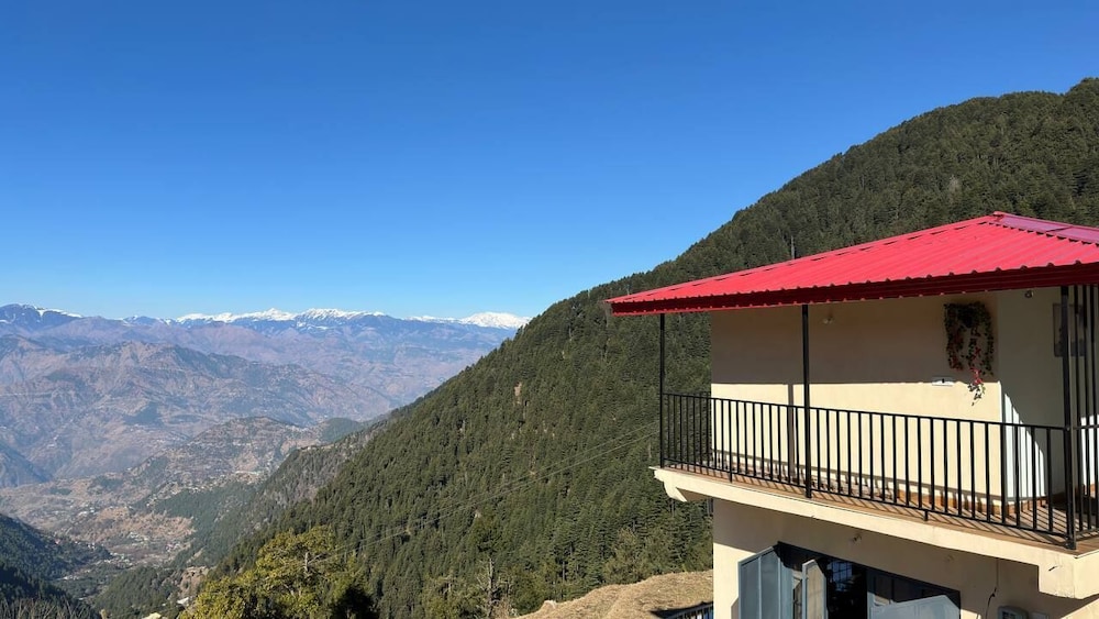 Suhag Valley View in Dalhousie, India