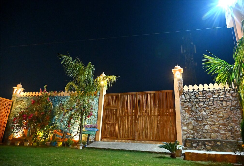 Hotel The Bagh Village in Sawai Madhopur, India