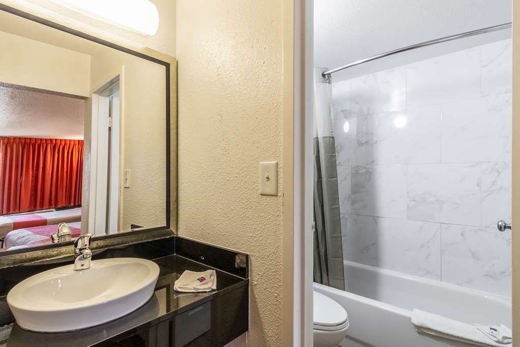 Motel 6 Little Rock AR West - photo 19