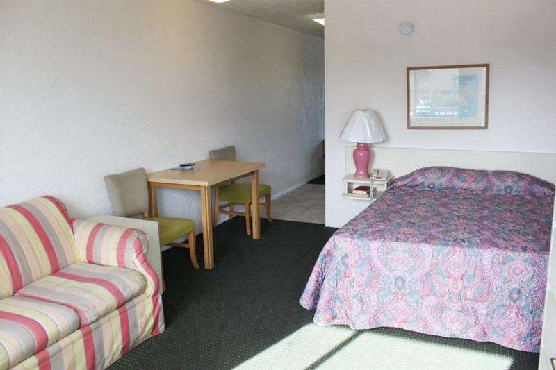 The Flamingo Hotel and Tower - photo 15