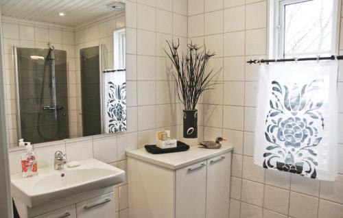 Stunning Home In Vetlanda With Kitchen — Vetlanda — photo 4