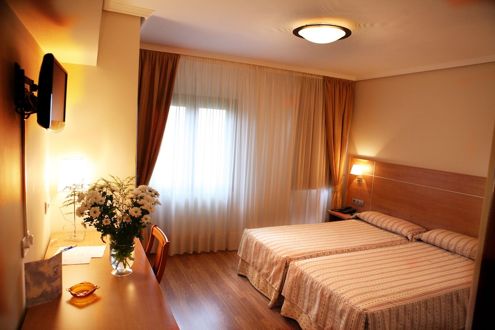 Hotel Las Anclas — hotel in El Astillero