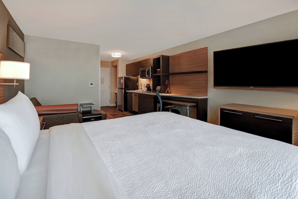 TownePlace Suites by Marriott Las Vegas Airport South - photo 12