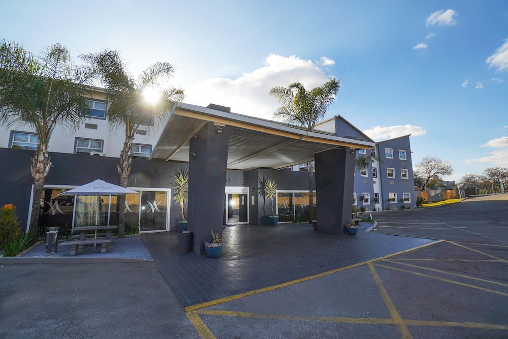 INANI Hotels Gallagher in Midrand, South Africa