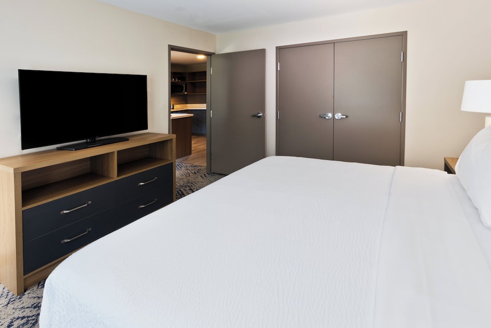 Candlewood Suites Dothan by IHG - photo 13