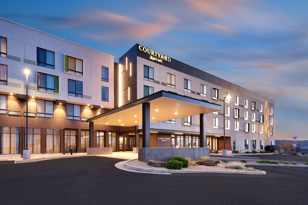 Courtyard Cedar City Marriott - carbon neutral hotel in Cedar City